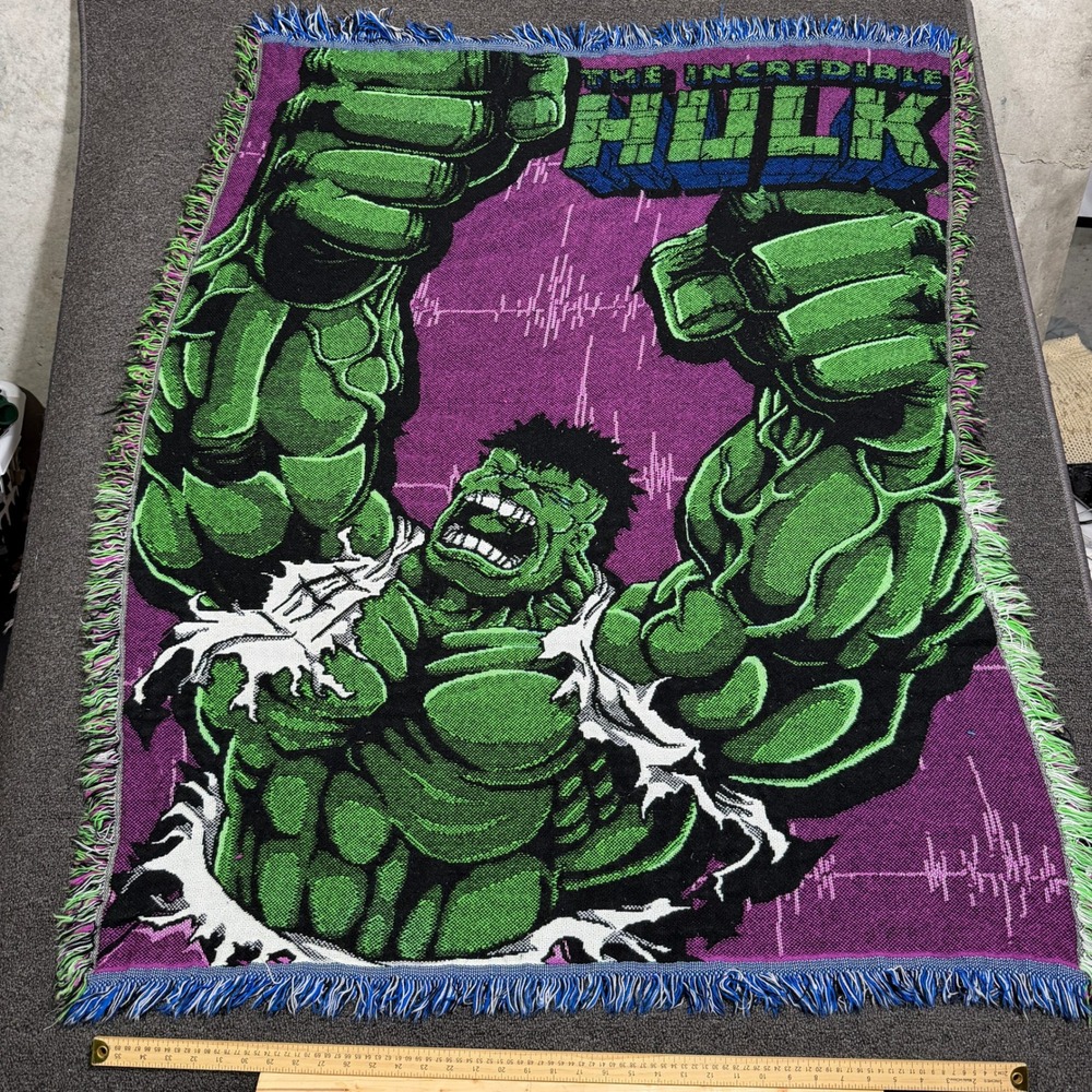The Northwest Company Incredible Hulk Vintage Woven Tapestry Throw Blanket 35x48